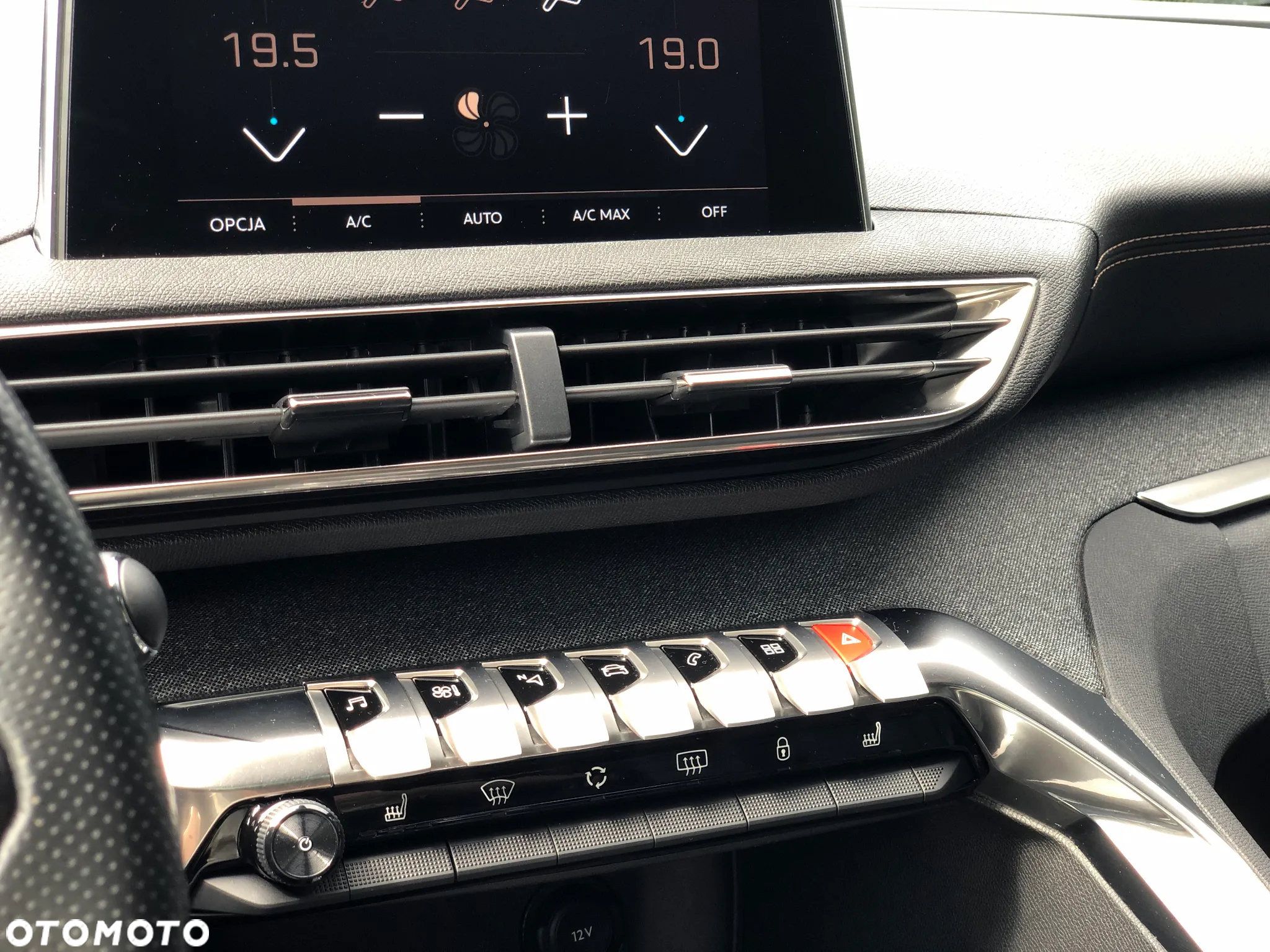 Peugeot 3008 1.5 BlueHDi GT S&S EAT8 - 22