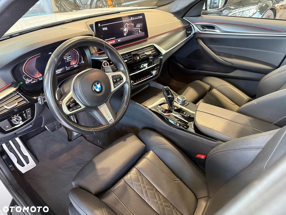 BMW Seria 5 520d MHEV M Sport sport - 5