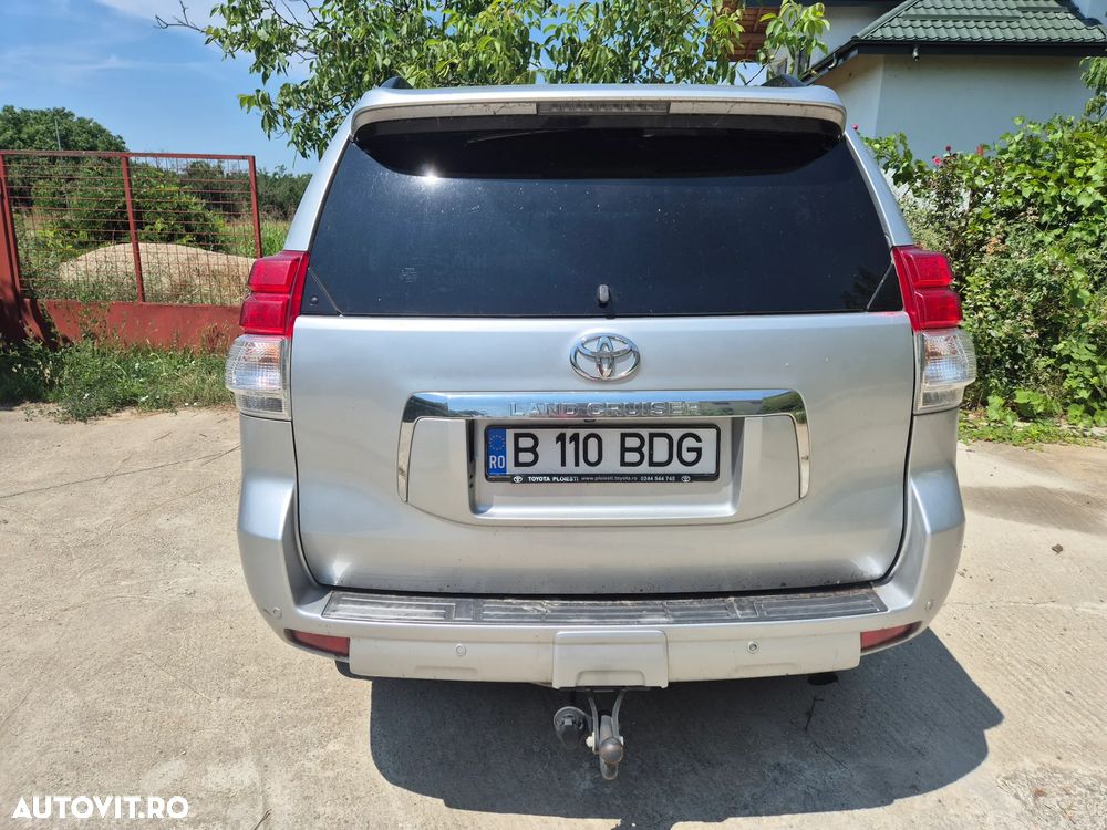 Toyota Land Cruiser 3.0 D-4D Automatik Executive - 3
