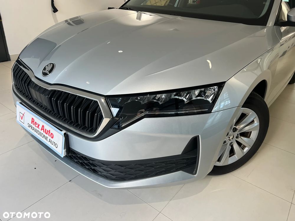 Skoda Octavia 1.5 TSI Essence - 3