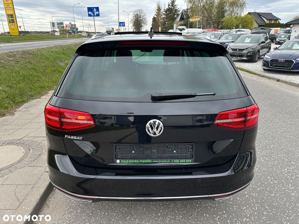 Volkswagen Passat 2.0 TDI SCR DSG Comfortline - 26