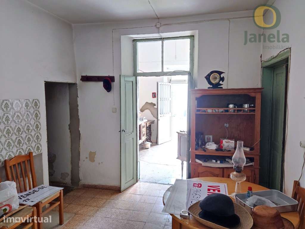 Casa por restaurar na Aldeia de Alte - Loulé - Grande imagem: 2/15
