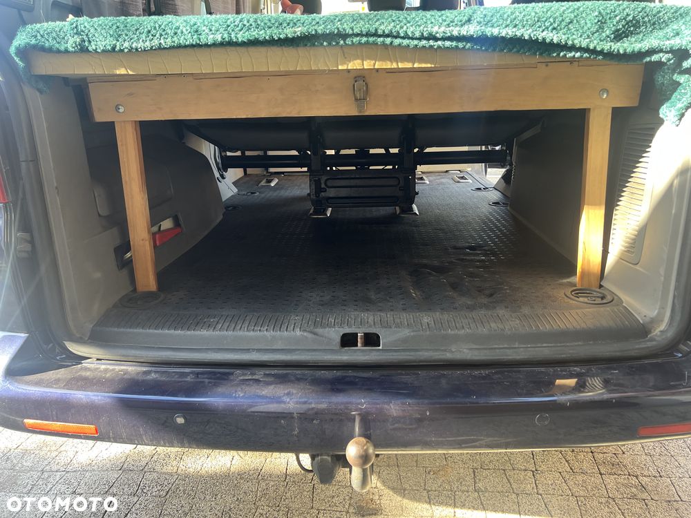 Volkswagen Transporter Shuttle Lang - 21