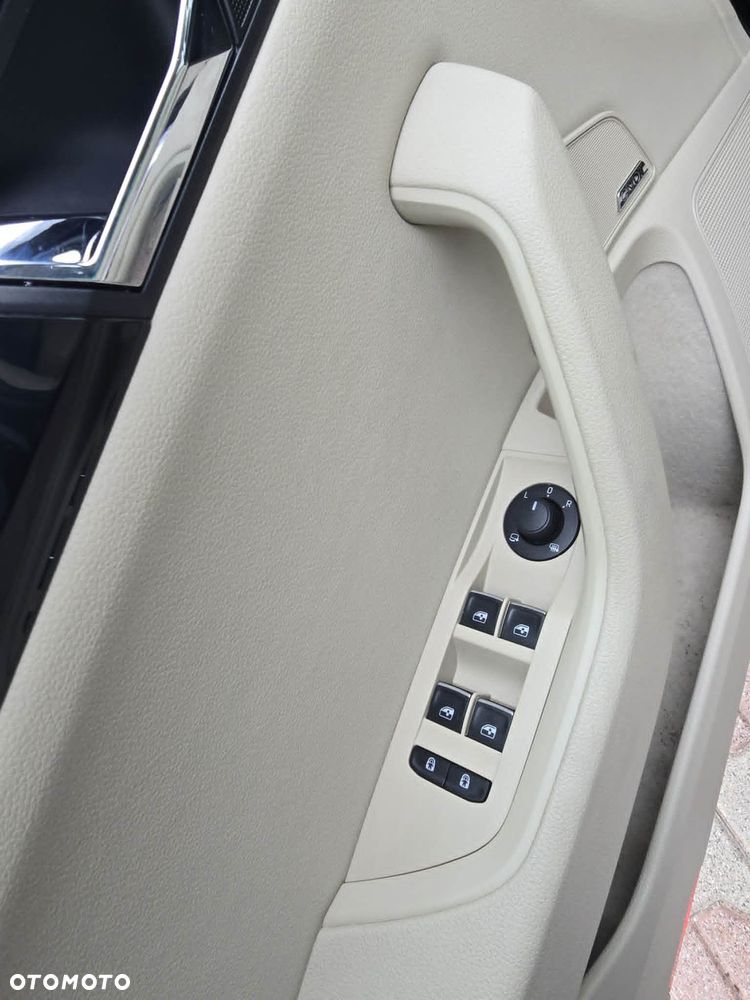 Skoda Superb 2.0 TSI 4x4 L&K DSG - 6