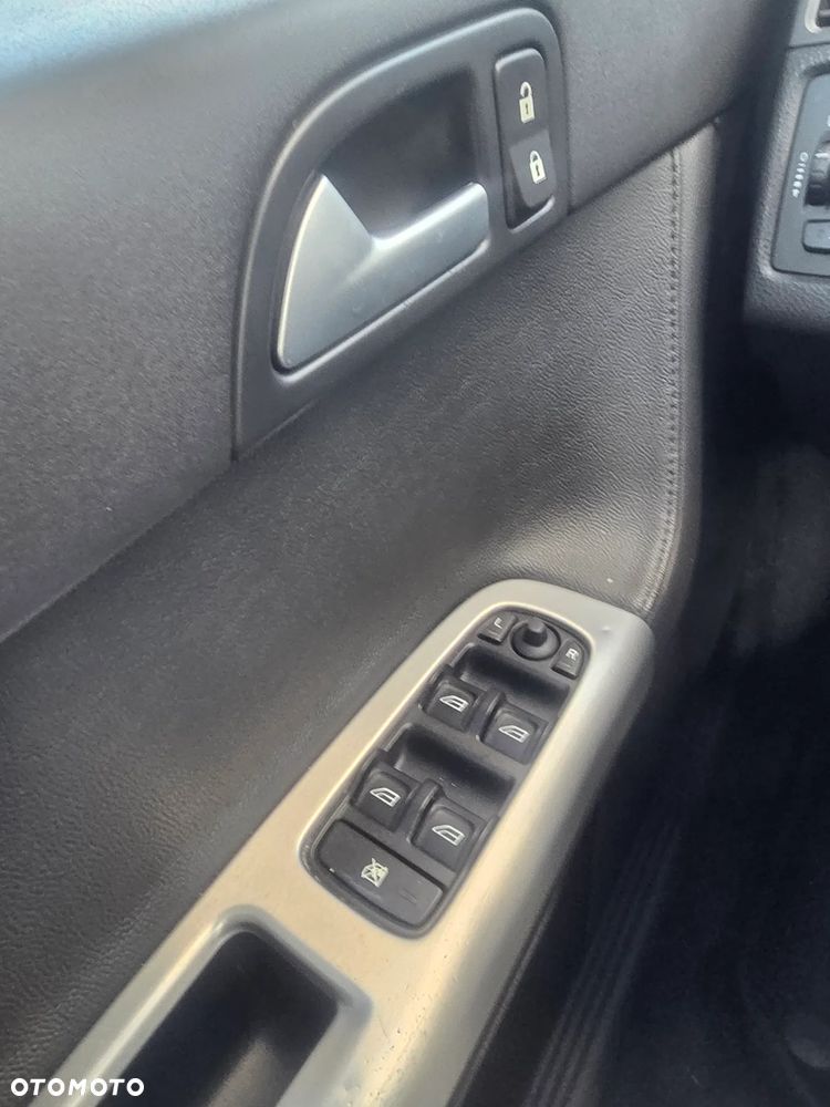 Volvo S40 1.6D - 10
