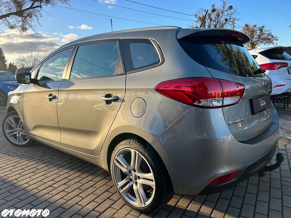 Kia Carens 1.6 GDI Attract - 3