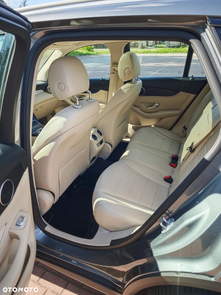 Mercedes-Benz GLC 250 d 4-Matic - 14