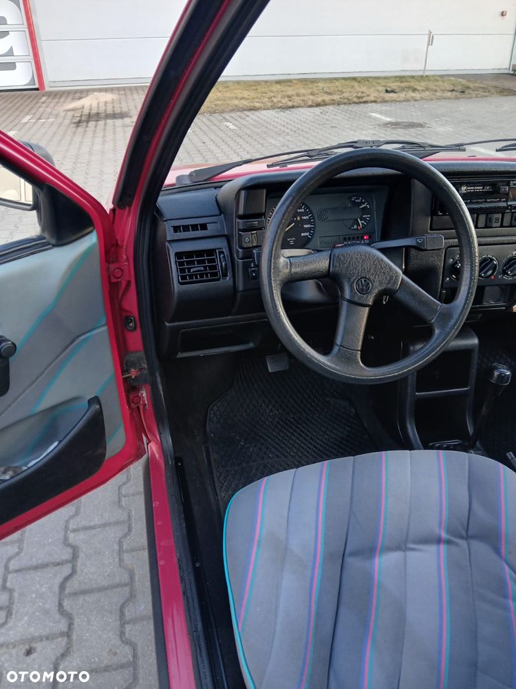 Volkswagen Polo 1.0 CL - 9