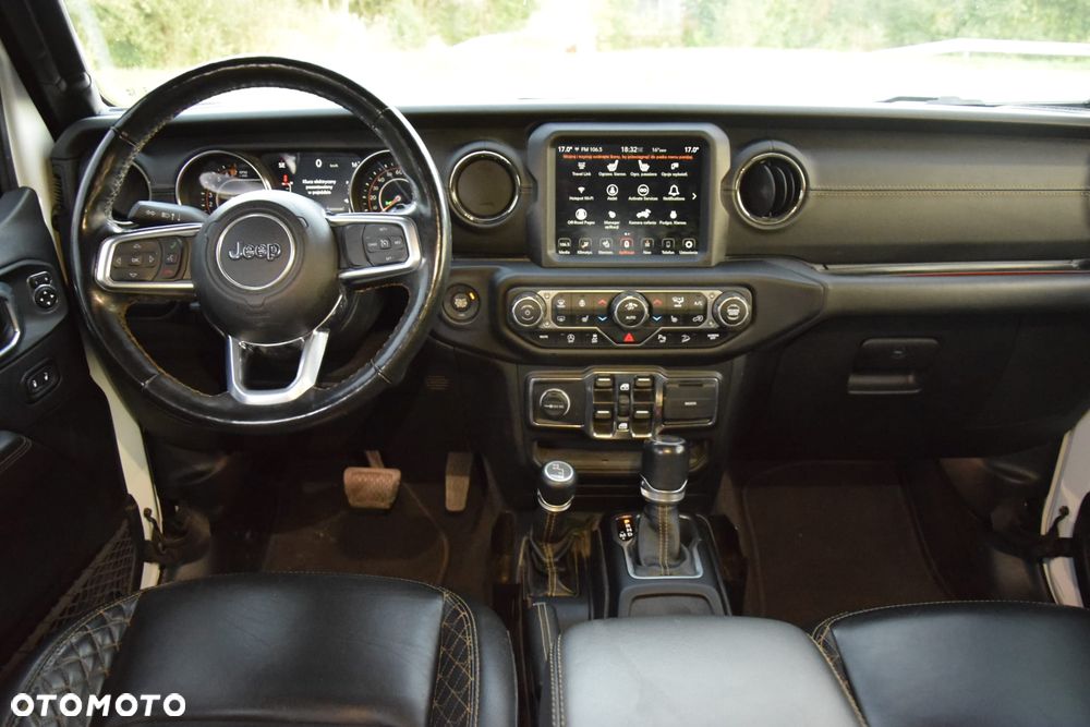 Jeep Wrangler - 24
