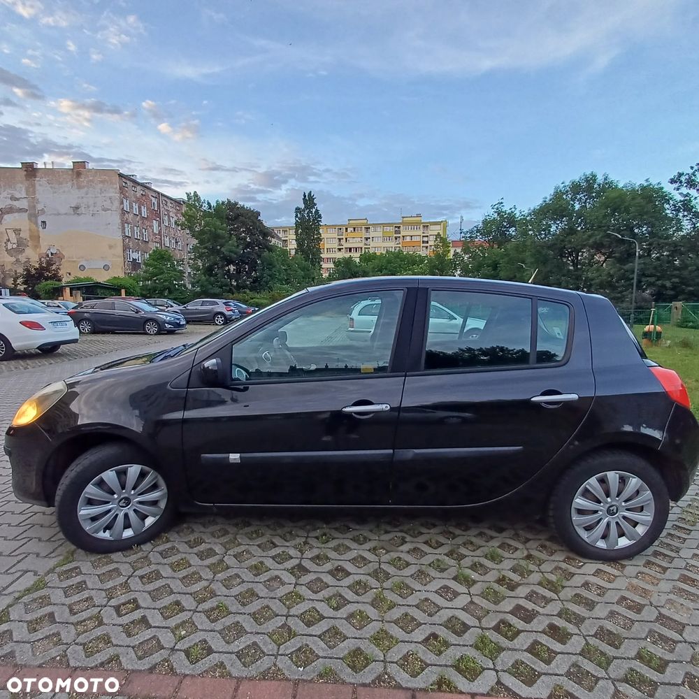 Renault Clio 1.6 16V Expression - 3