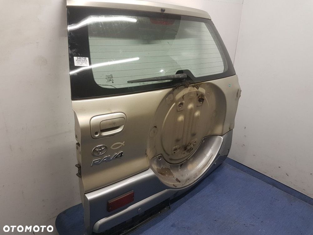 TOYOTA RAV4 II TYLNA KLAPA BAGAŻNIKA 586 - 7