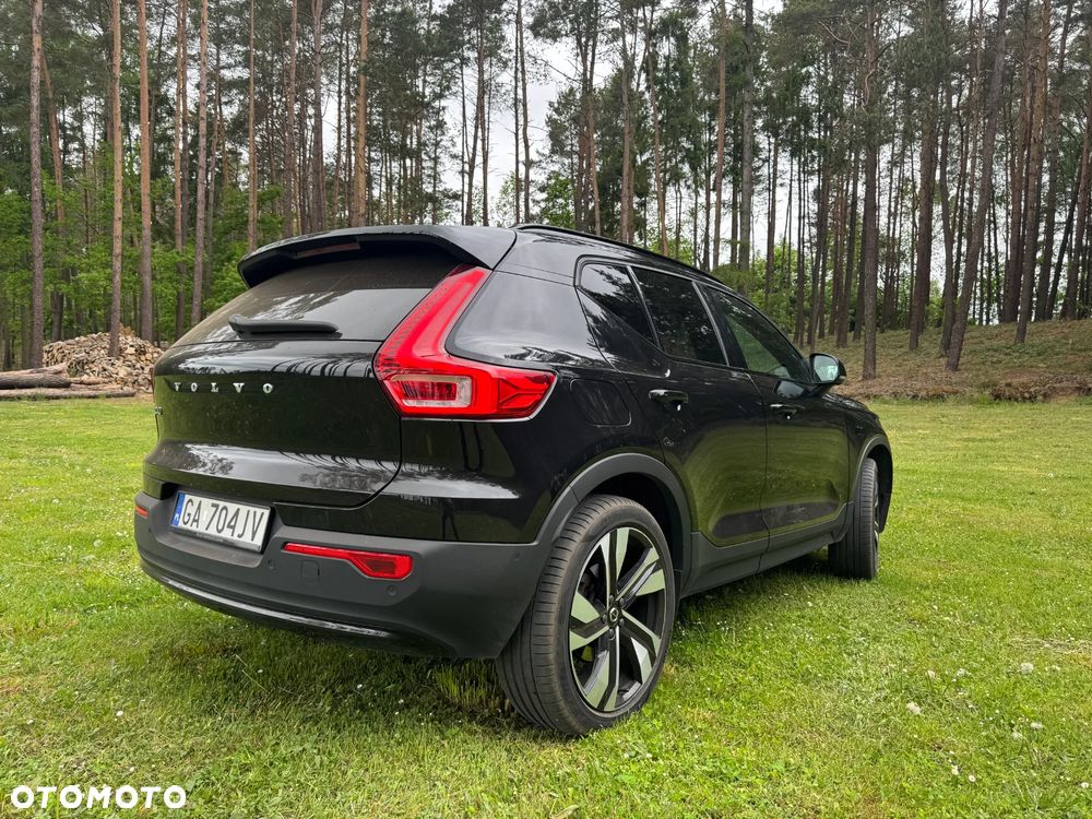 Volvo XC 40 B4 B DKG Ultimate Dark - 12