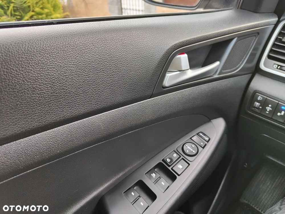 Hyundai Tucson 2.0 CRDI Comfort 4WD - 14