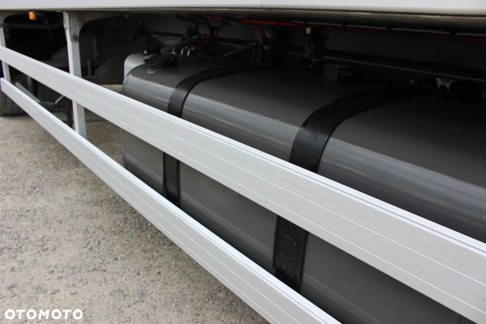 Renault D320 CHŁODNIA/*CARRIER* 1150mt /CHEREAU/TYLNE DRZWI / KAB.SYPIALNA/ EURO 6/*SERWIS FR*/ SUPER STAN - 19