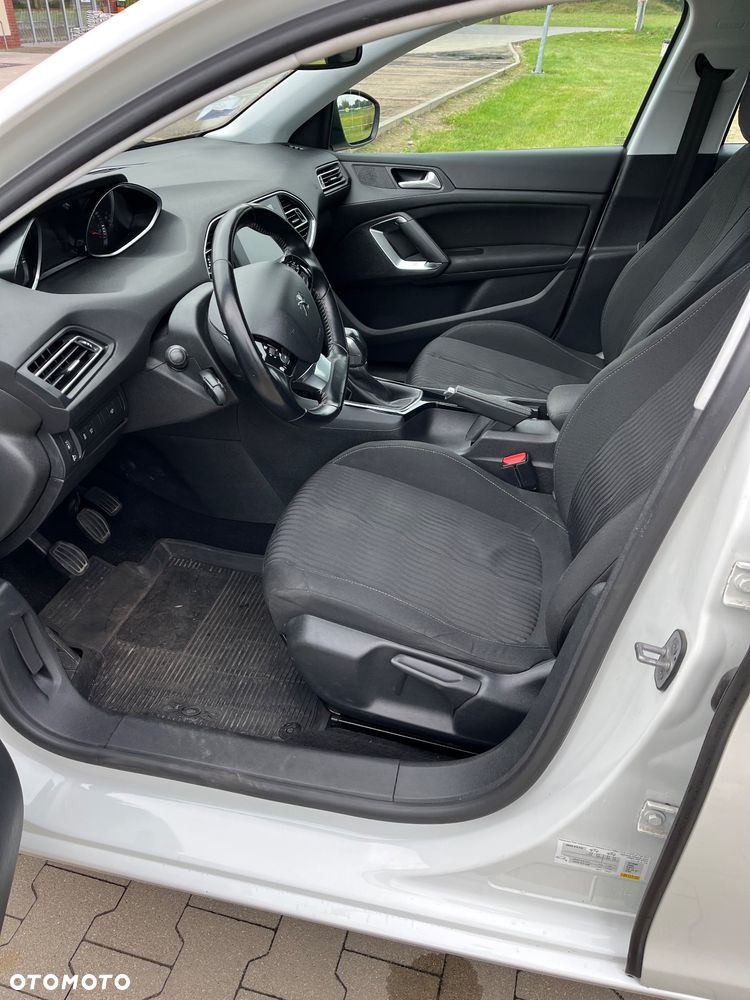 Peugeot 308 1.2 PureTech Active S&S - 13