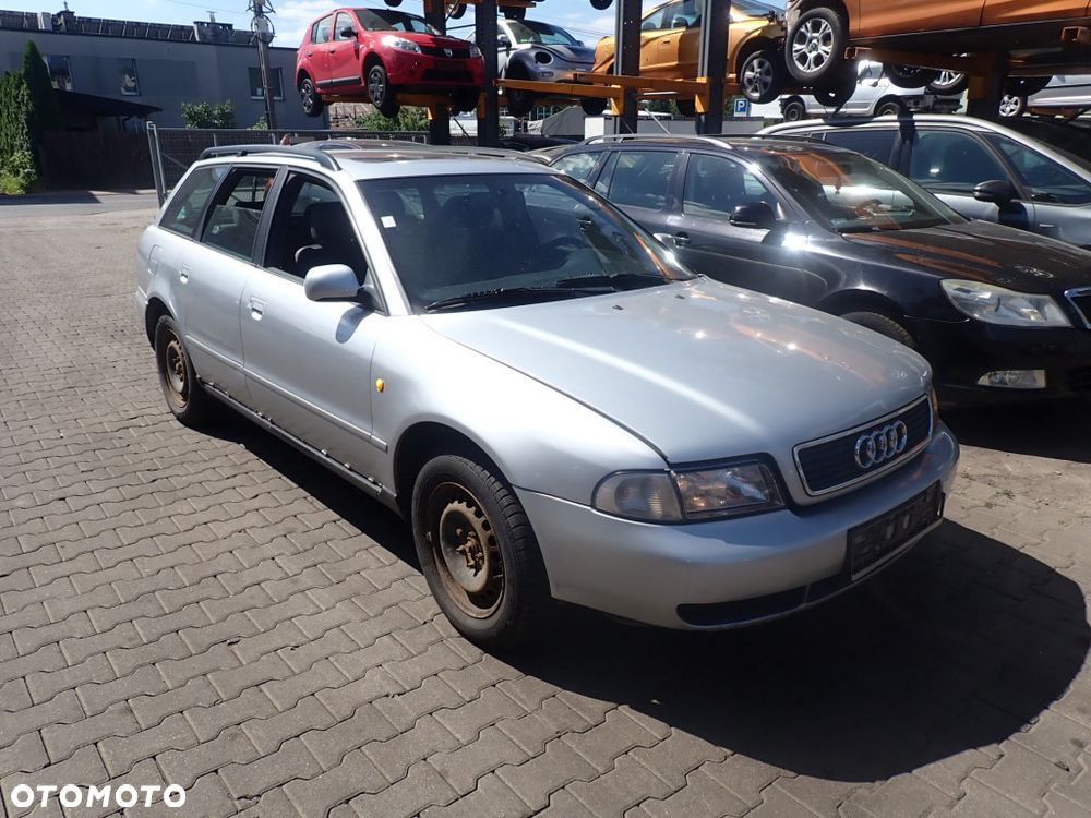 CZĘŚCI - Audi A4 B5 1,8 125KM ADR KOMBI 5B DDU lakier LY7M 1998r. INDEX - 10219 - 2