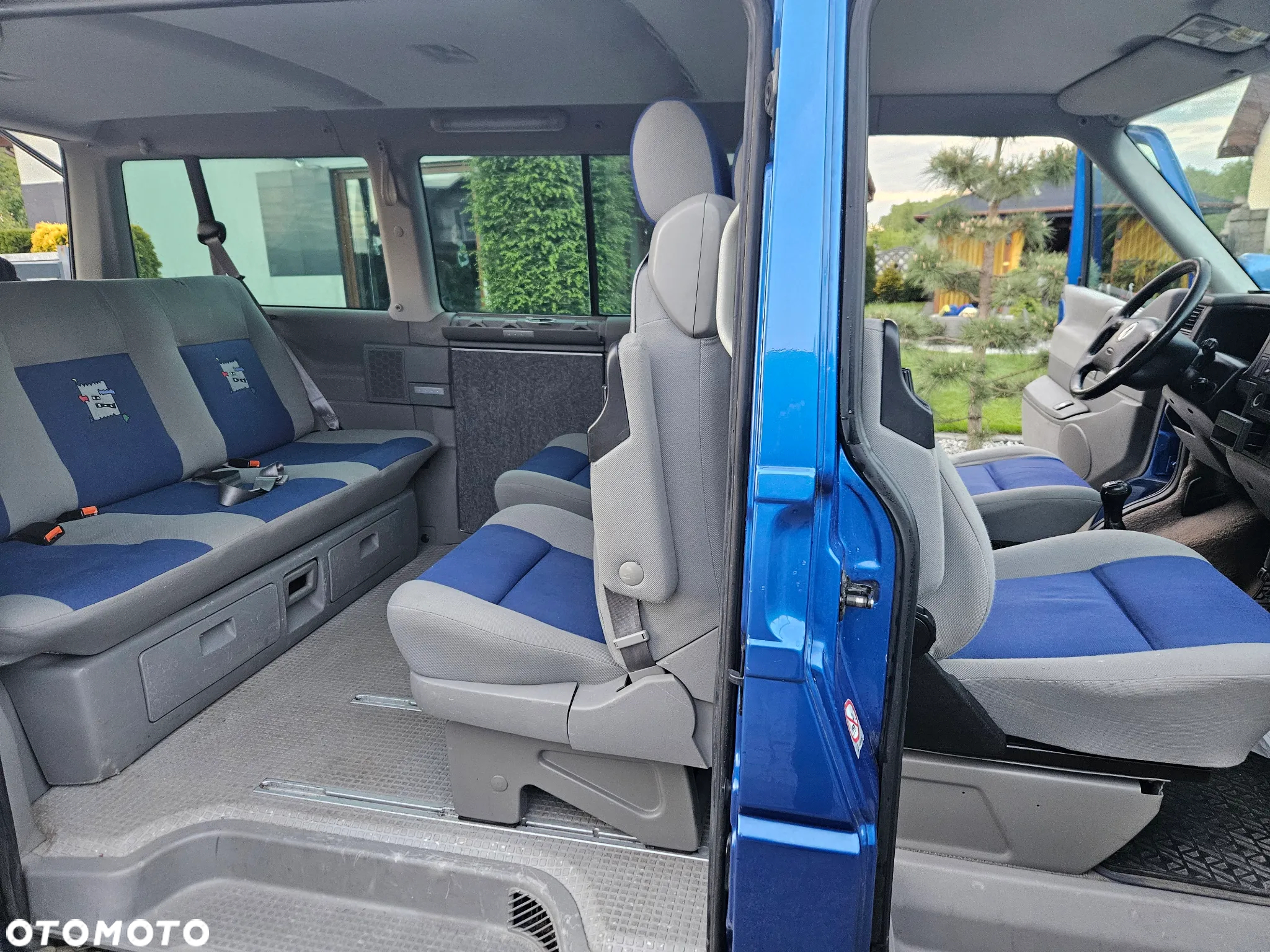 Volkswagen Multivan TDI - 25