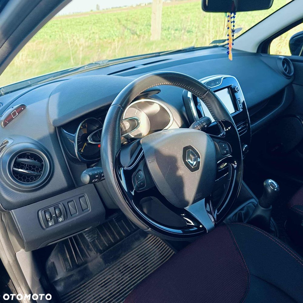 Renault Clio 1.2 16V 75 Start - 5