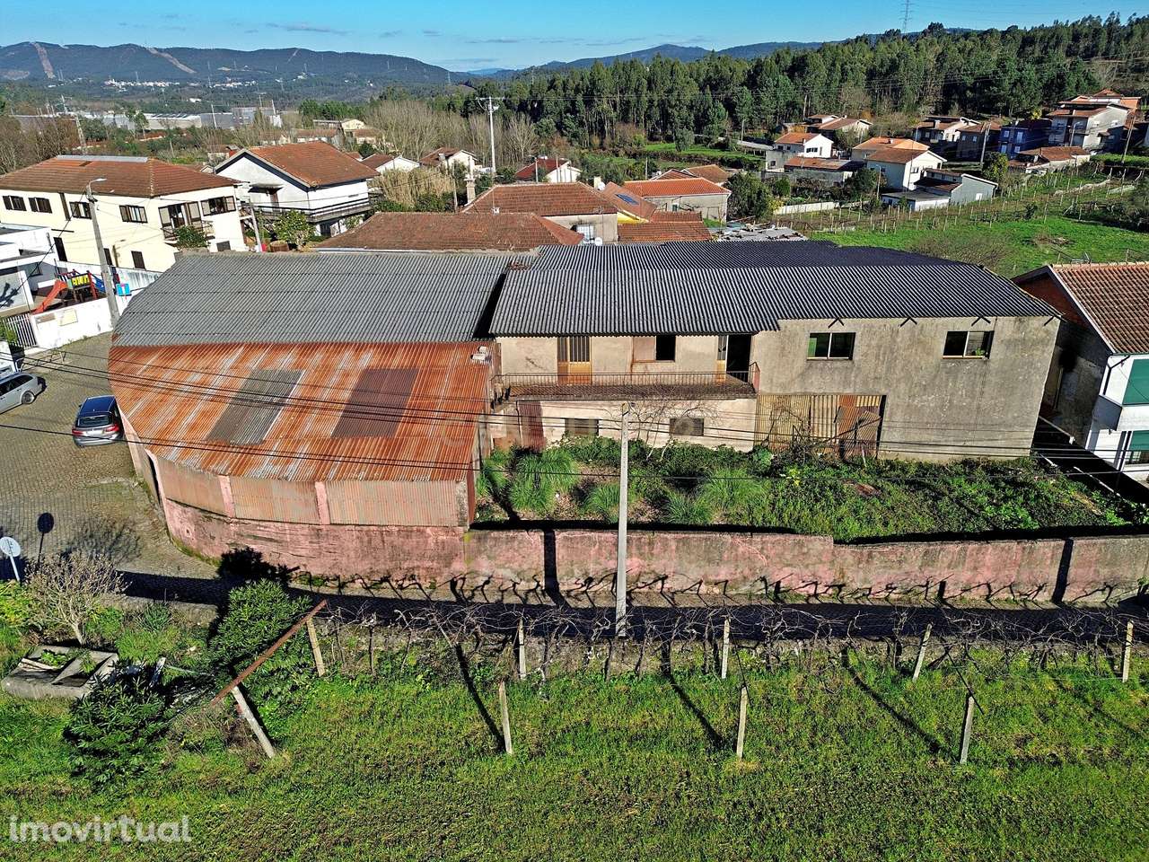 Armazém na Foz do Sousa - Grande imagem: 3/20