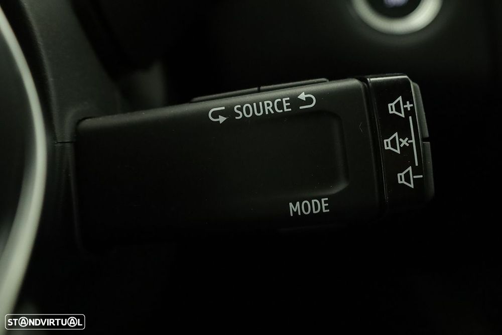 Renault Captur 1.0 TCe Techno Bi-Fuel - 19