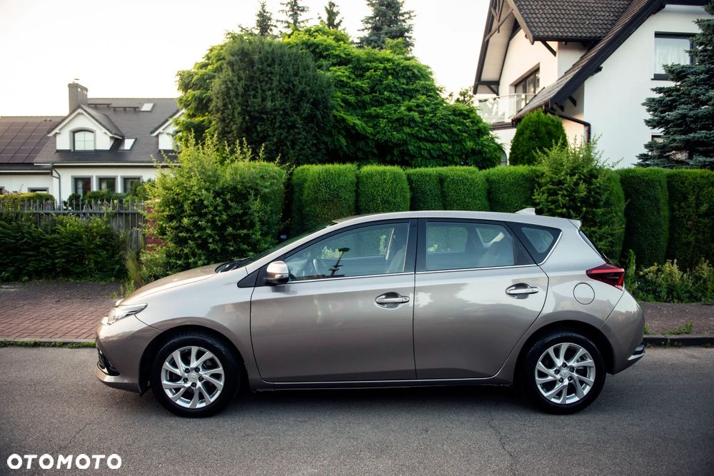 Toyota Auris 1.2 Turbo Comfort - 9
