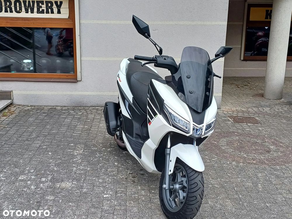 Aprilia Inny - 12