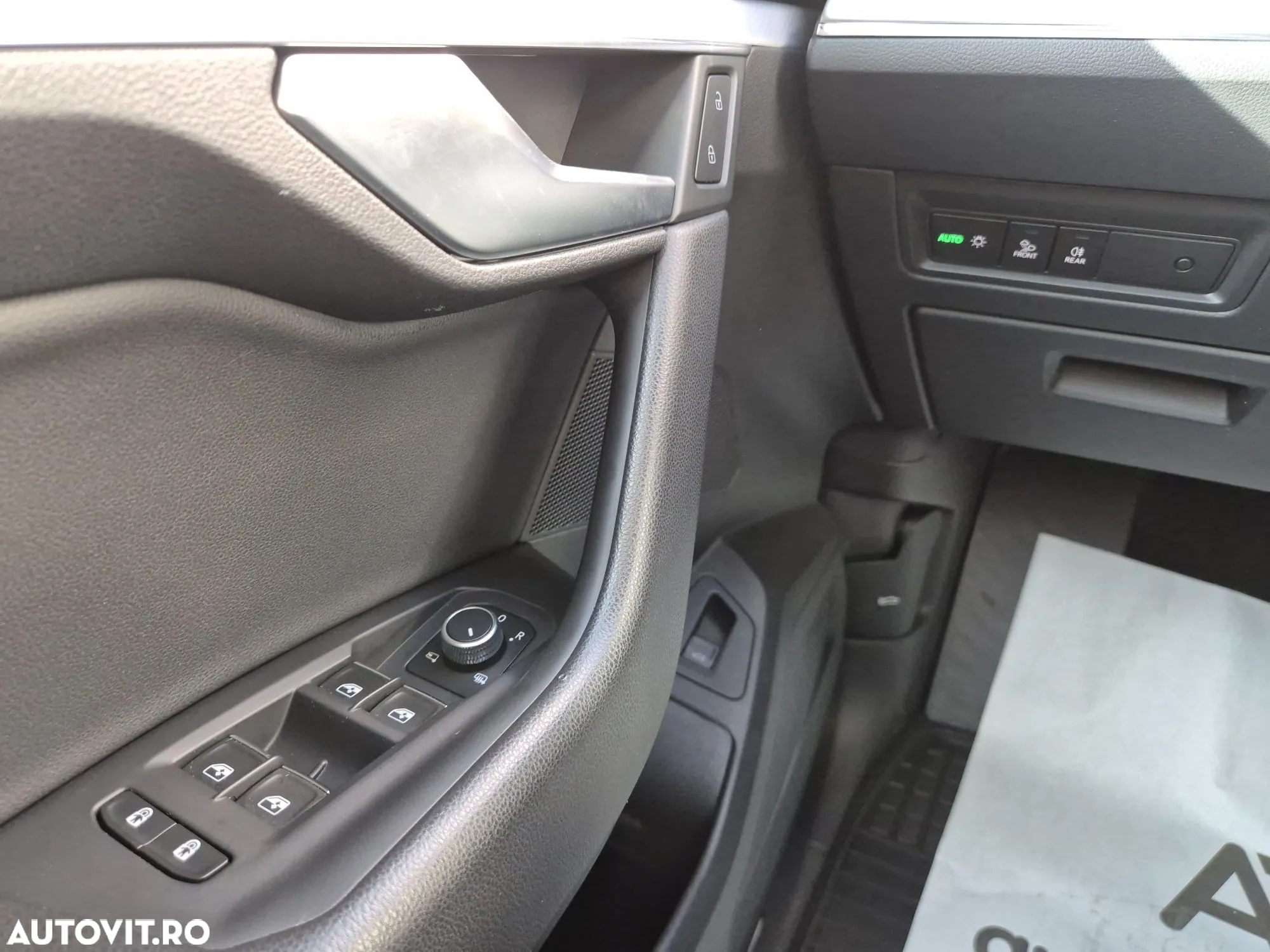 Volkswagen Touareg - 19