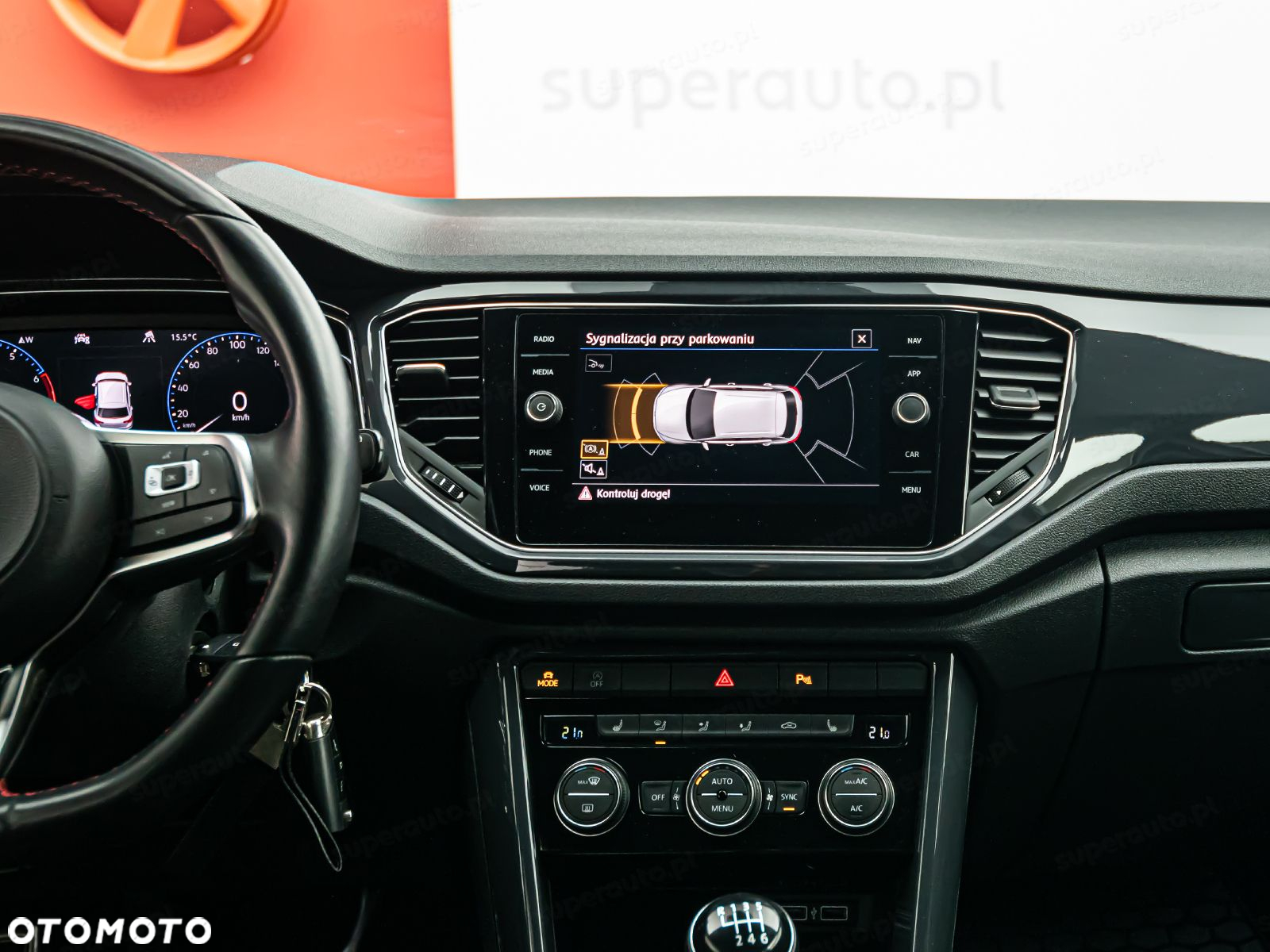 Volkswagen T-Roc 1.5 TSI ACT Premium - 16