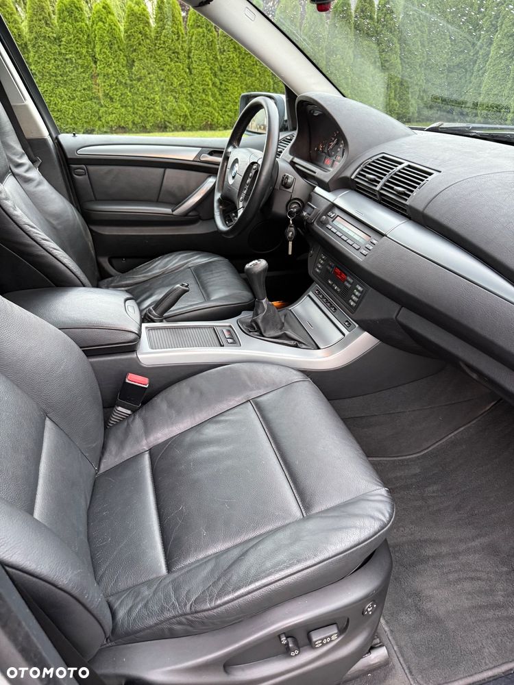 BMW X5 3.0 i Edition Exclusive - 40