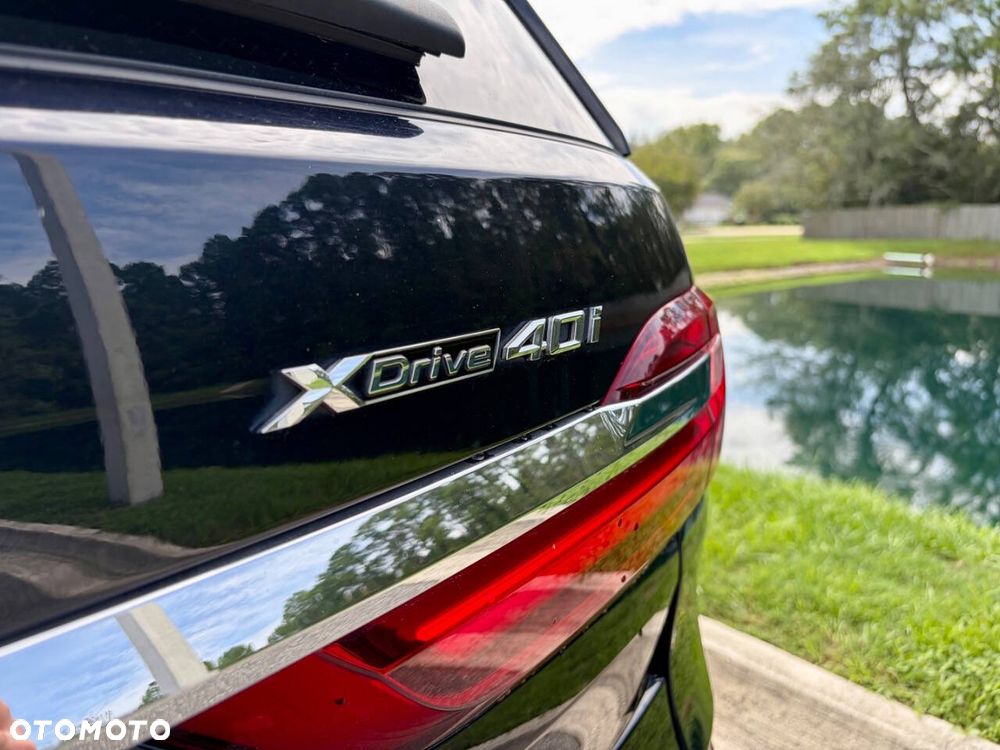 BMW X7 - 7