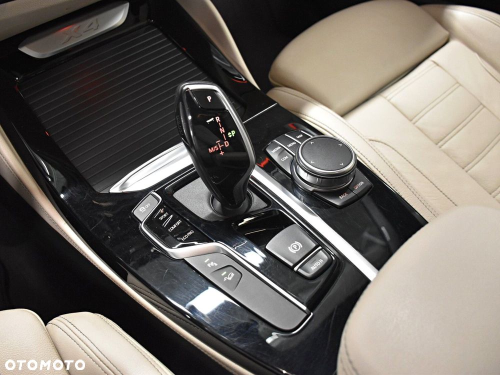 BMW X4 xDrive20d mHEV M Sport sport - 18