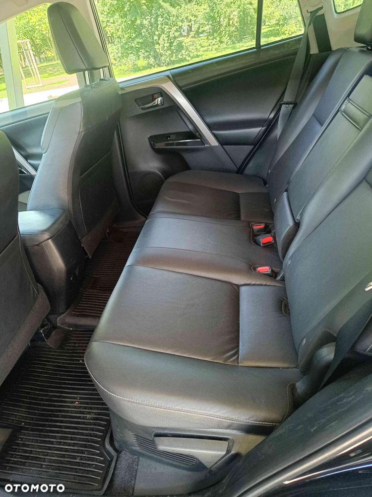 Toyota RAV4 - 17