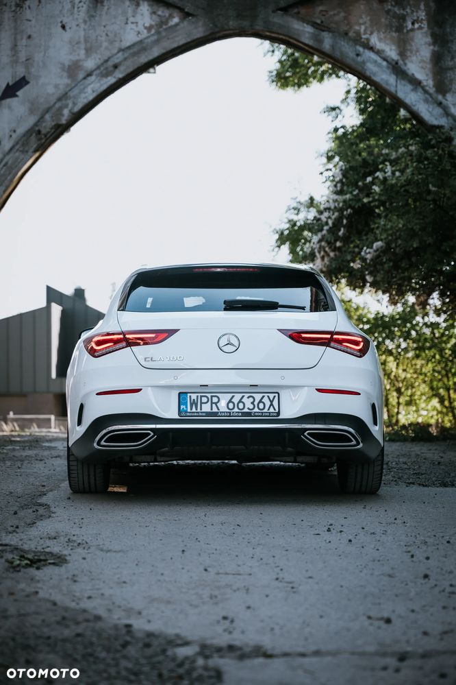 Mercedes-Benz CLA 180 AMG Line 7G-DCT - 35