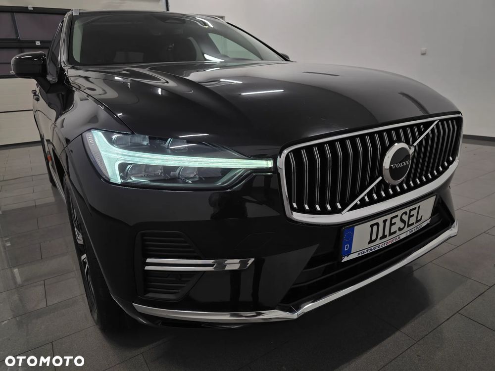 Volvo XC 60 B4 D AWD Ultimate Bright - 29