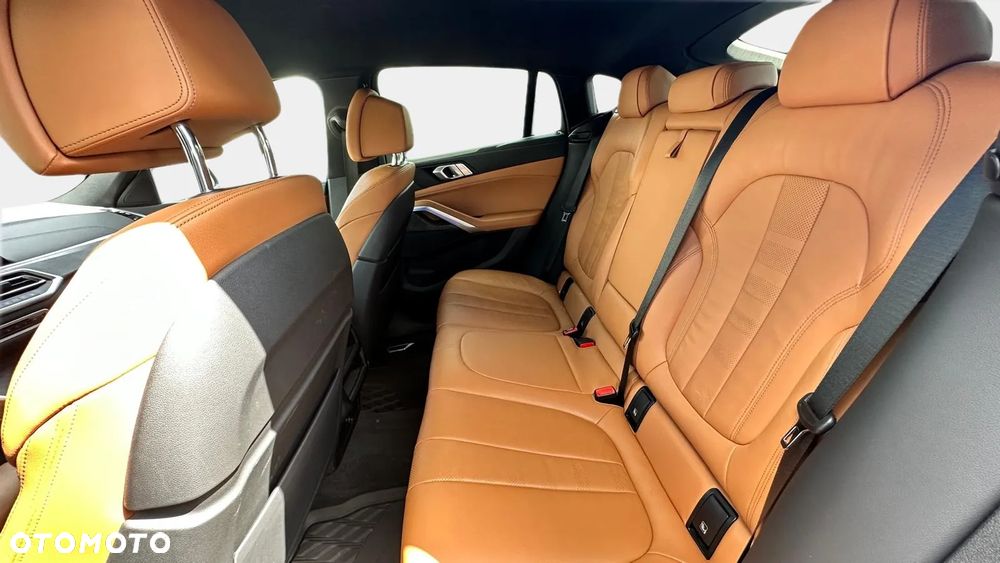 BMW X6 - 10