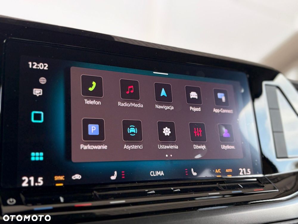 Volkswagen Multivan - 34