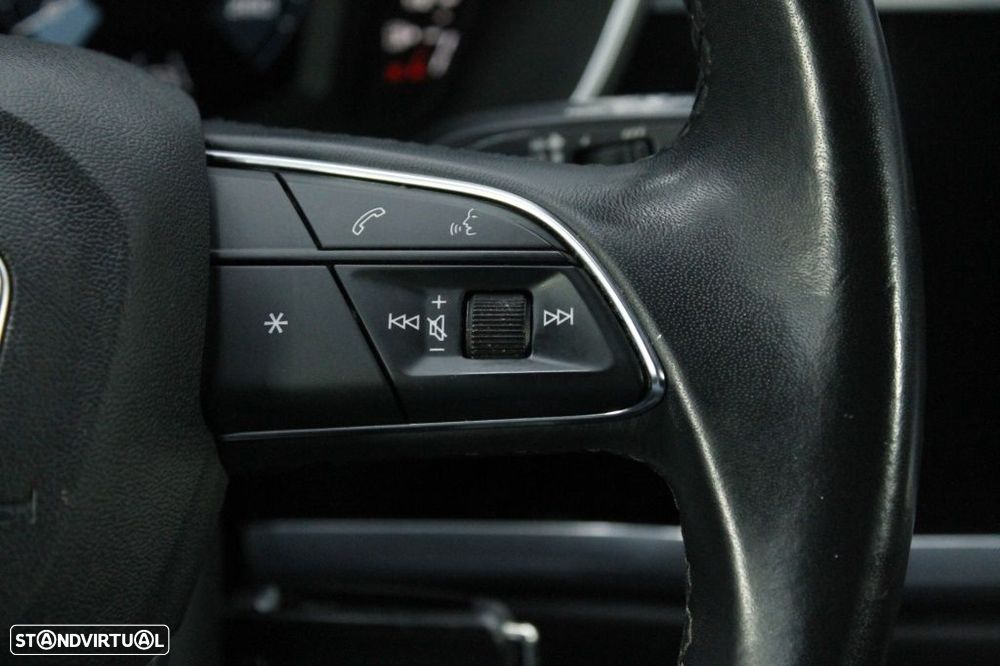 Audi Q3 45 TFSIe S tronic - 25