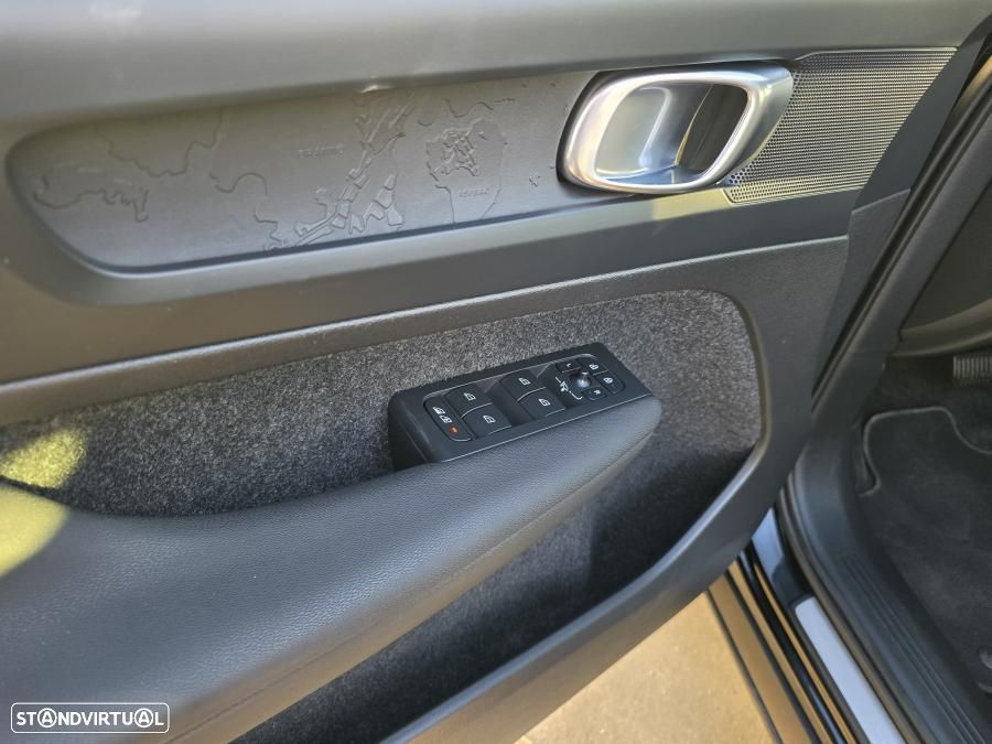 Volvo C40 Recharge Core - 22