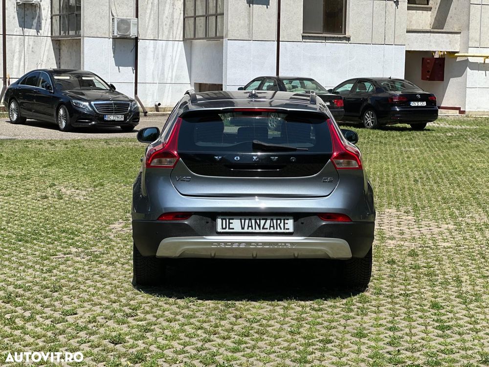 Volvo V40 D2 Aut. Kinetic - 10