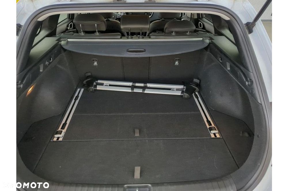 Kia Ceed 1.5 T-GDI L - 10