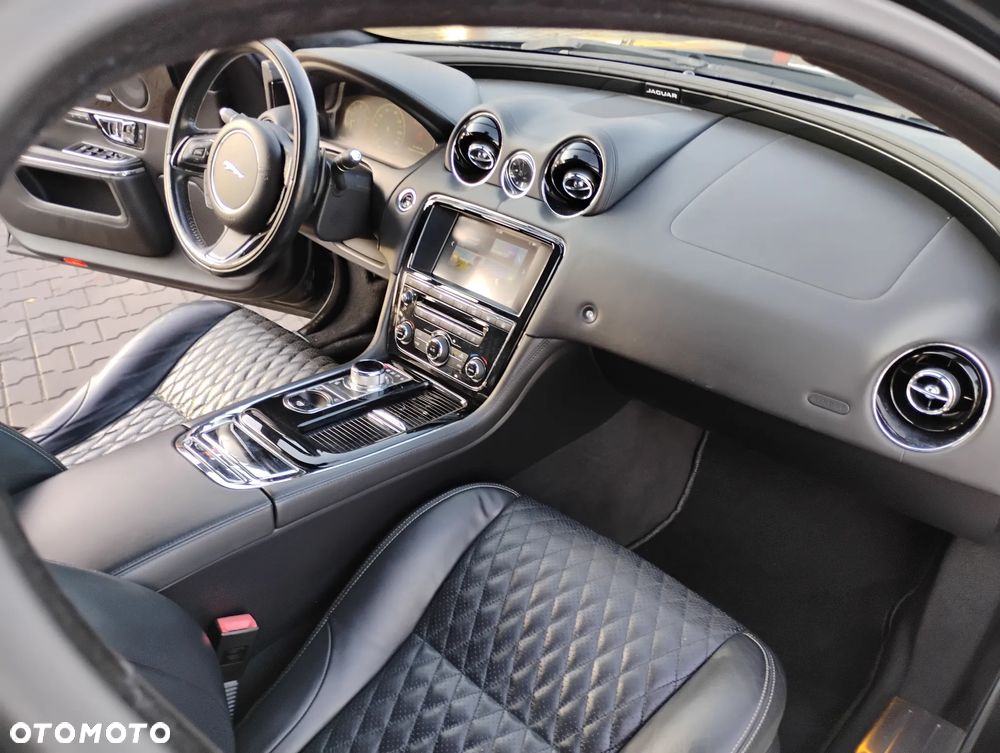 Jaguar XJ 3.0 V6 Kompressor AWD Langversion Portfolio - 24