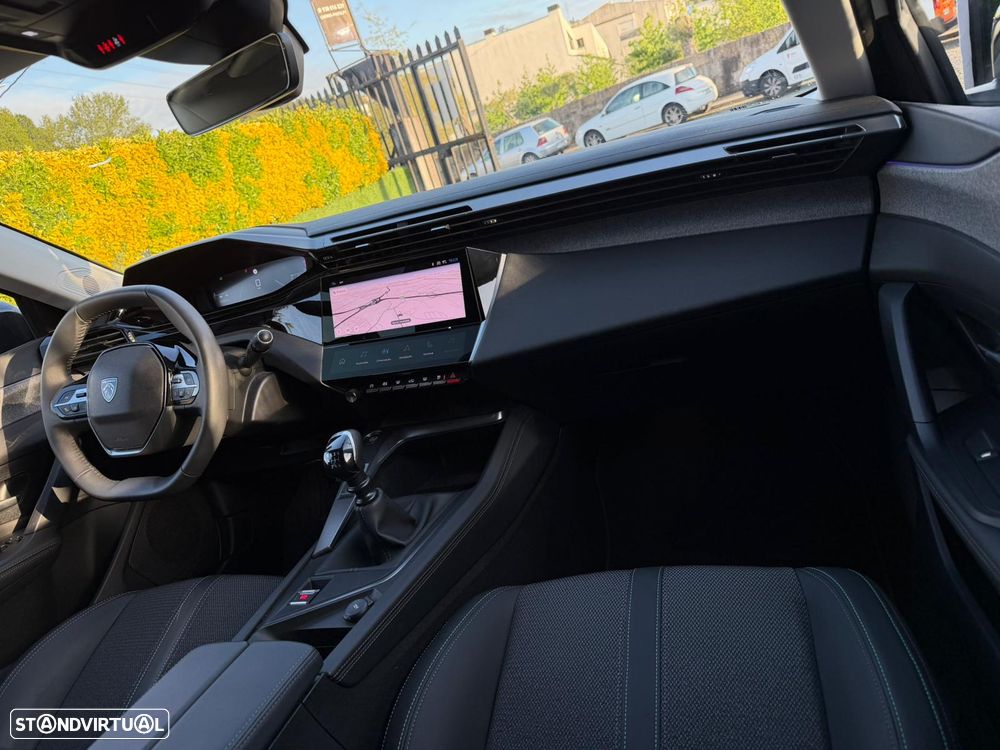 Peugeot 308 1.2 PureTech Allure - 11