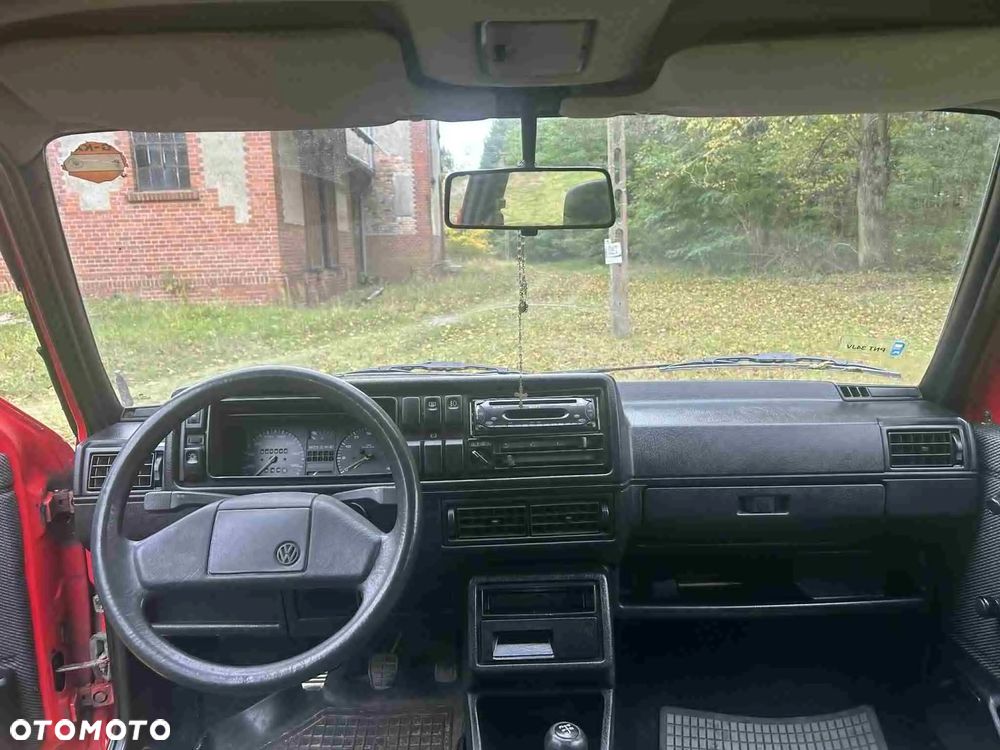 Volkswagen Golf 1.3 - 7