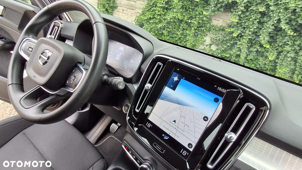 Volvo XC 40 - 18