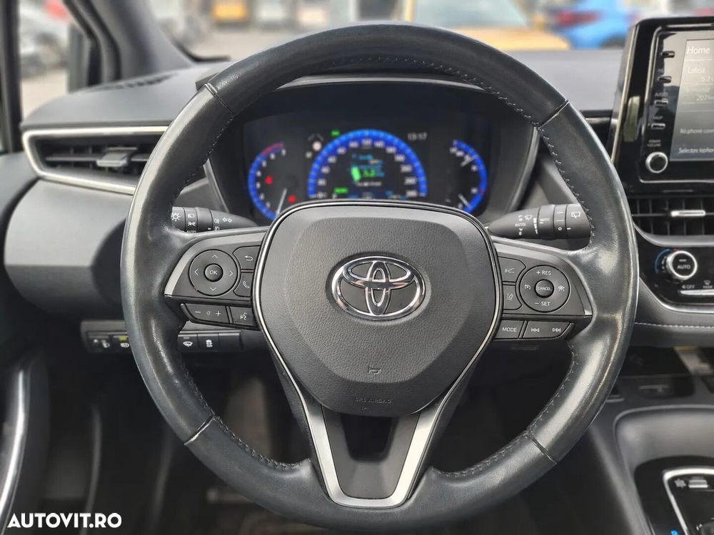 TOYOTA Corolla 2022 — imagine 5
