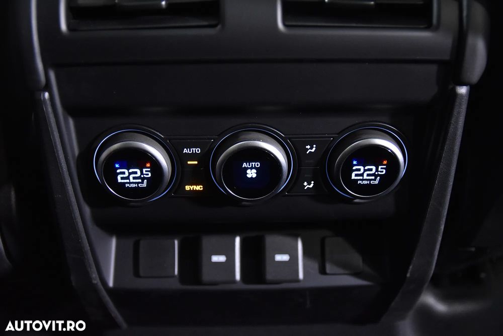 Land Rover Defender - 20