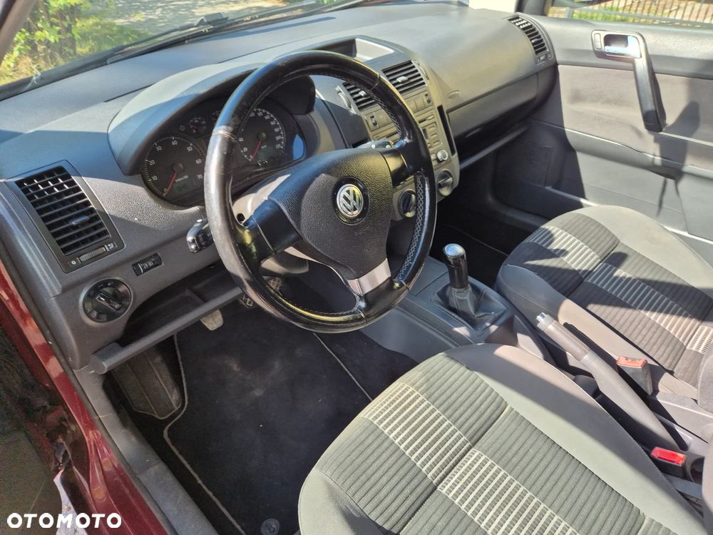 Volkswagen Polo 1.4 16V Comfortline - 7
