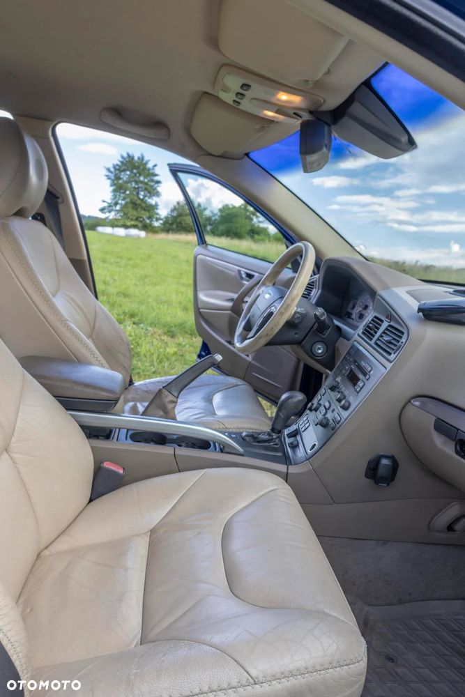 Volvo XC 70 - 22