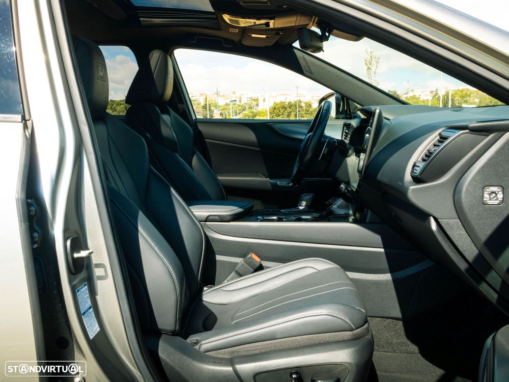 Lexus NX 450h+ F Sport - 13