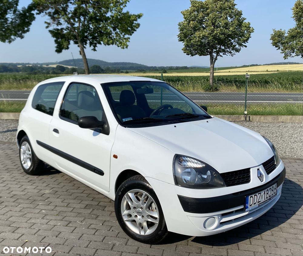Renault Clio - 1
